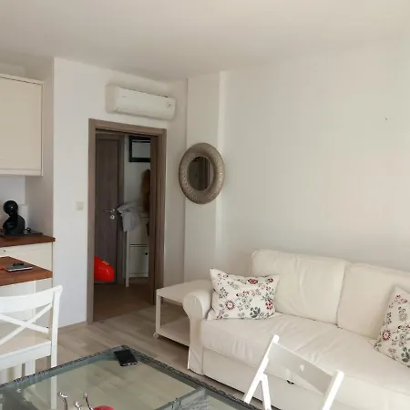 Appartement карпе дием Baltsjik